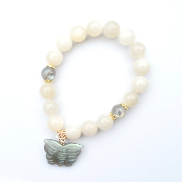 【SOLD】10 mm White Moonlight Bracelet - Labradorite Butterfly Charm - Picture 5 of 6